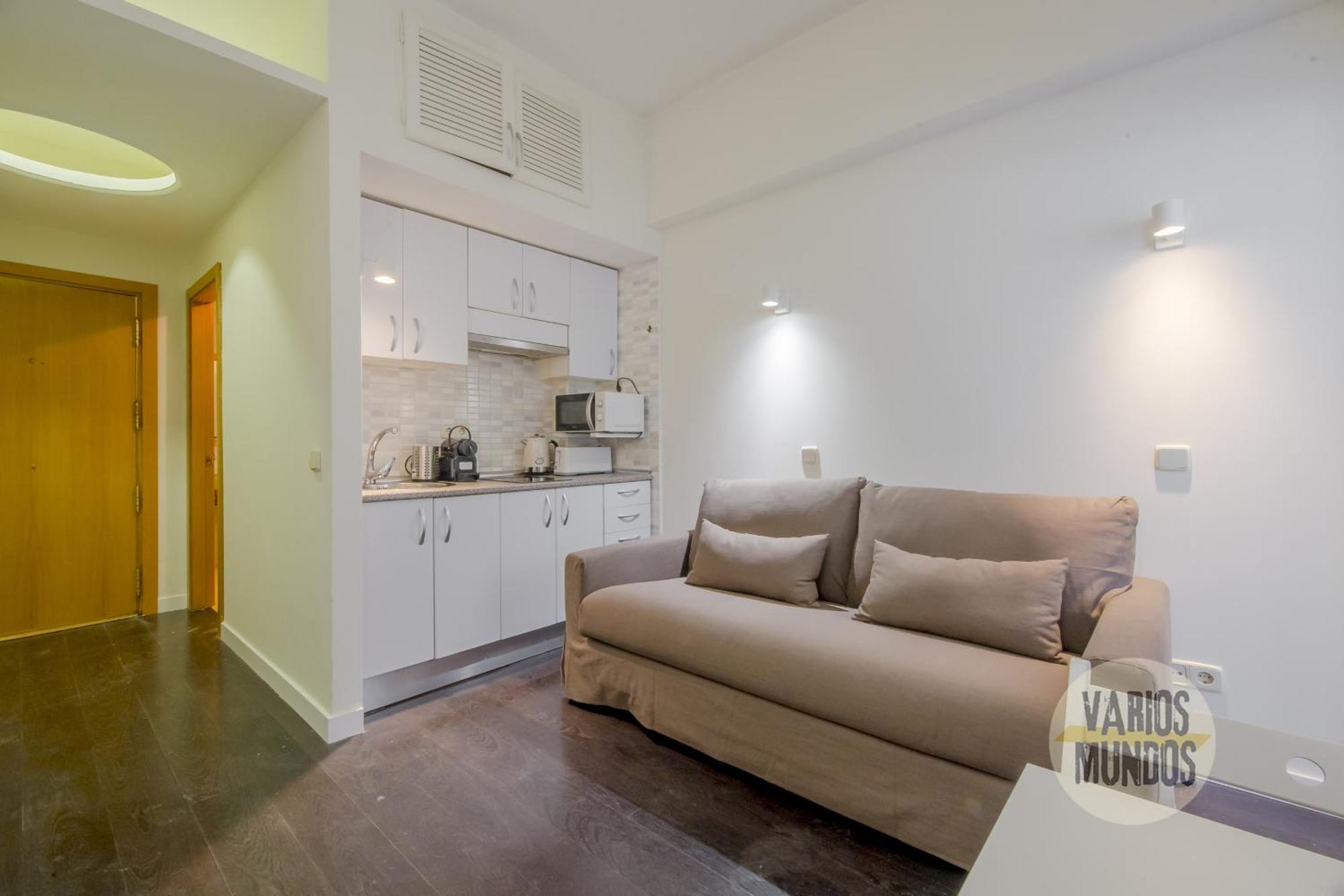 Confortable Apt Para 3 Pax A 1 Min De Gran Via Madrid Exterior photo